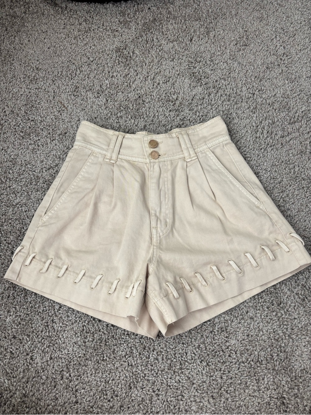 Elena Short Sam Edelman